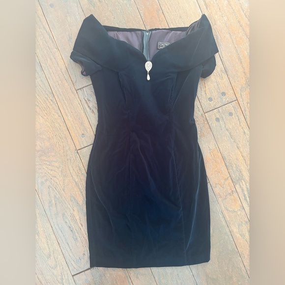 Vintage Cachet by Bari Portas Velvet Mini Dress Emerald Green Size 3/4 Holiday